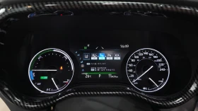 Toyota Sienna 2.5 Hybrid 2WD, снимка 6