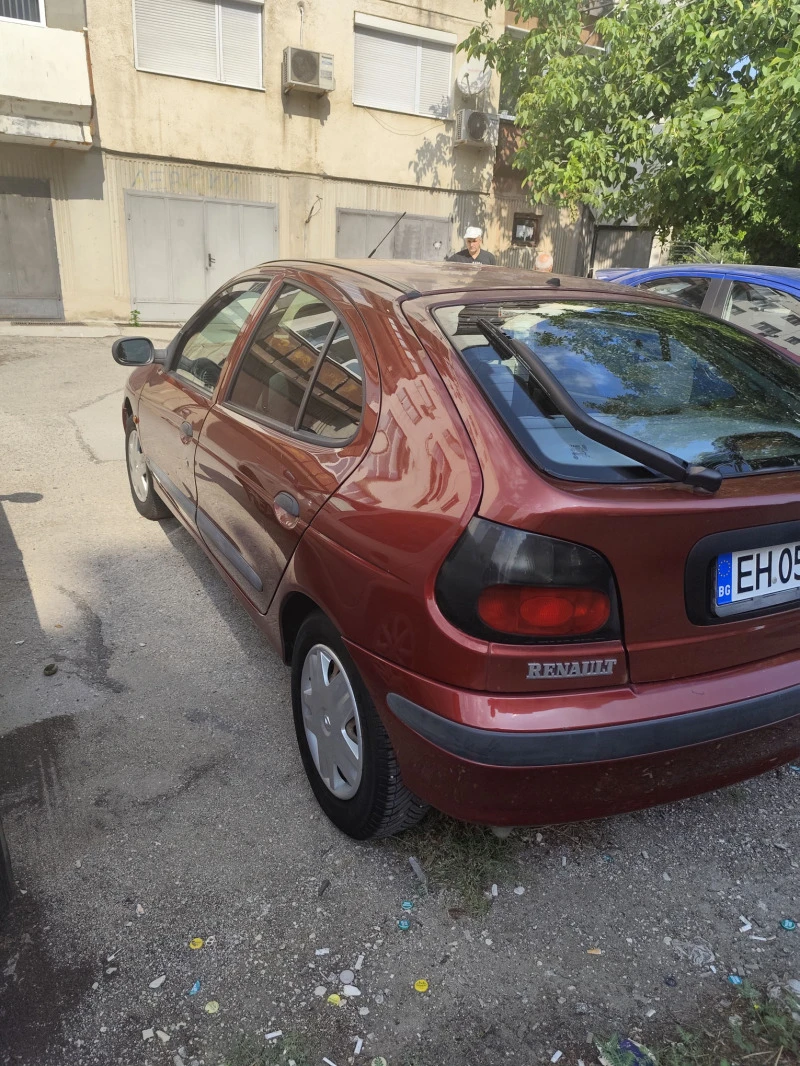 Renault Megane, снимка 4 - Автомобили и джипове - 47101674