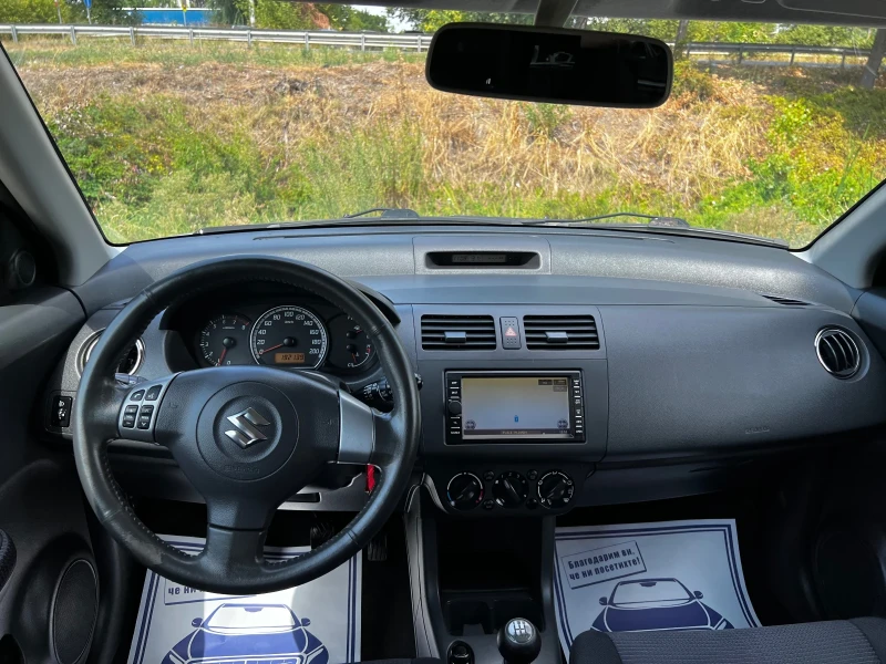 Suzuki Swift 1.3I SWISS EDITION , снимка 9 - Автомобили и джипове - 47029349