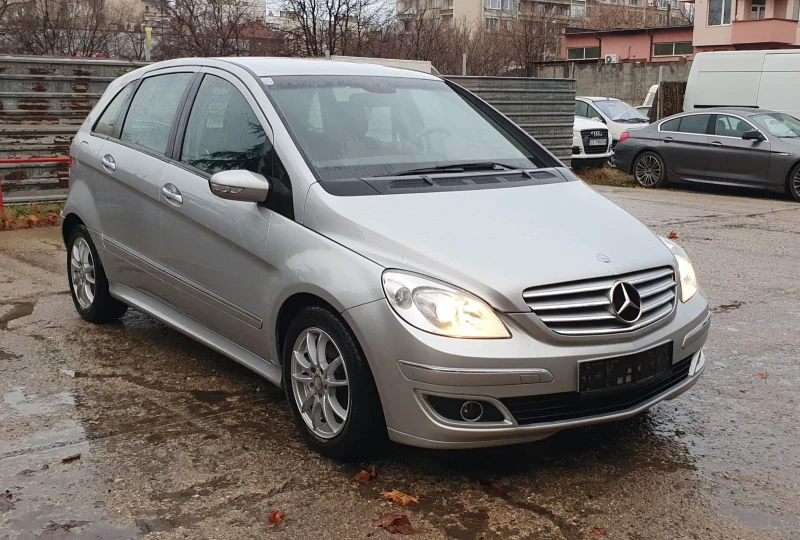 Mercedes-Benz B 180, снимка 3 - Автомобили и джипове - 48639180