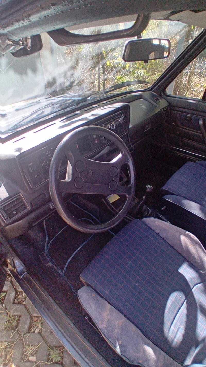 VW Golf карман, снимка 7 - Автомобили и джипове - 51786703