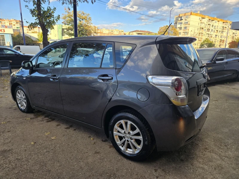 Toyota Verso, снимка 4 - Автомобили и джипове - 52174451