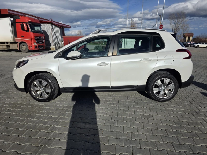 Peugeot 2008 ACTIVE 1.2 99000km, снимка 4 - Автомобили и джипове - 52494135