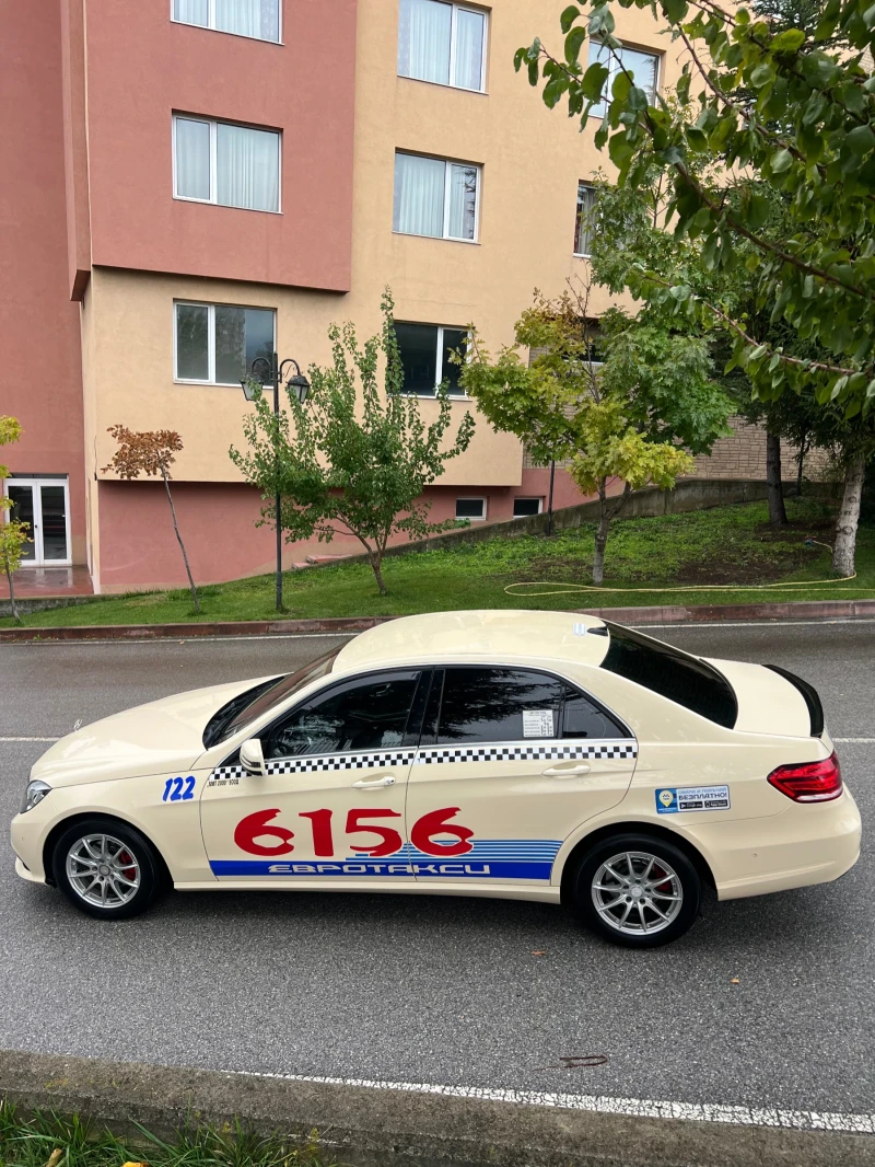 Mercedes-Benz E 200 TAXI ? , снимка 7 - Автомобили и джипове - 52495718