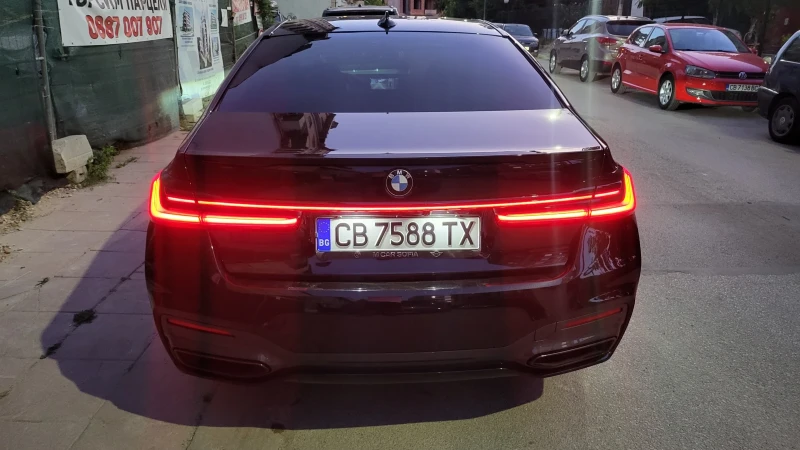 BMW 750 750i M X Drive , снимка 4 - Автомобили и джипове - 52501056