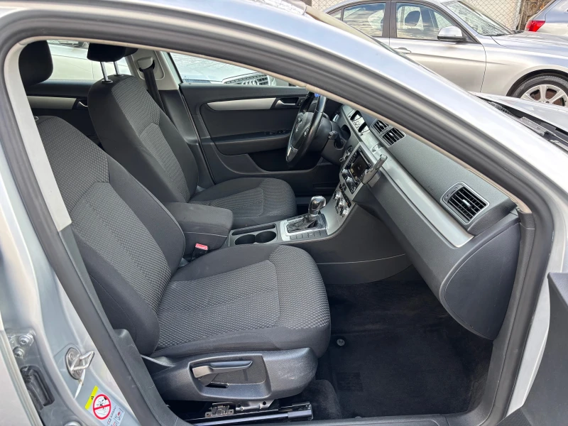 VW Passat 2.0TDI-AVTOMAT, снимка 10 - Автомобили и джипове - 52538924