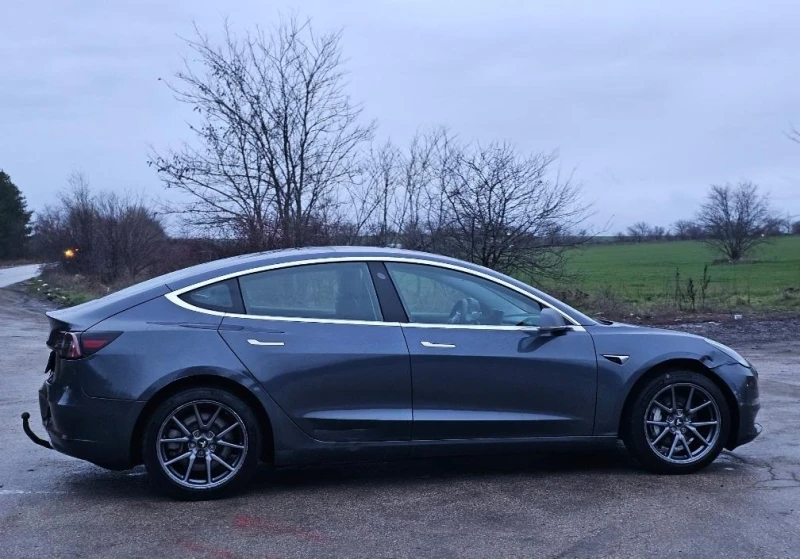 Tesla Model 3  4х4 Европейска Long Range, снимка 7 - Автомобили и джипове - 52899205