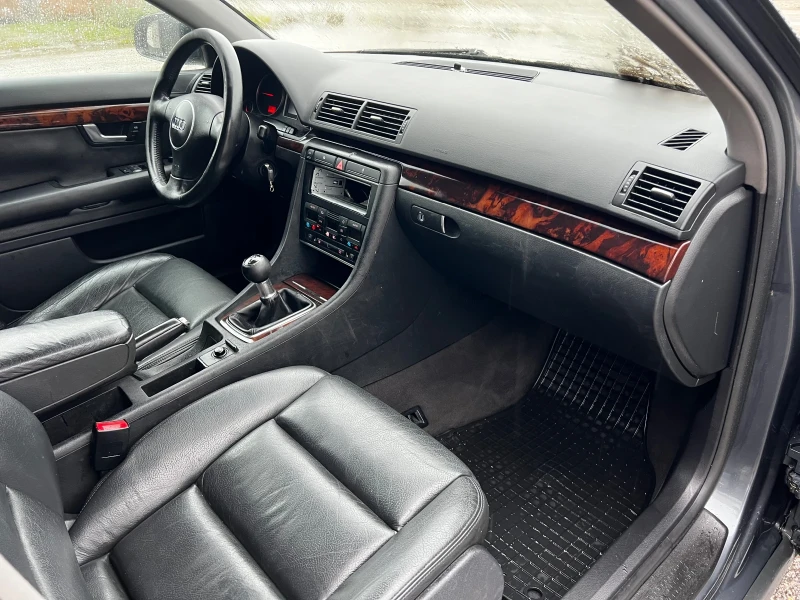 Audi A4 1.9TDI 101к.с * Xenon* Кожа* , снимка 10 - Автомобили и джипове - 52906855