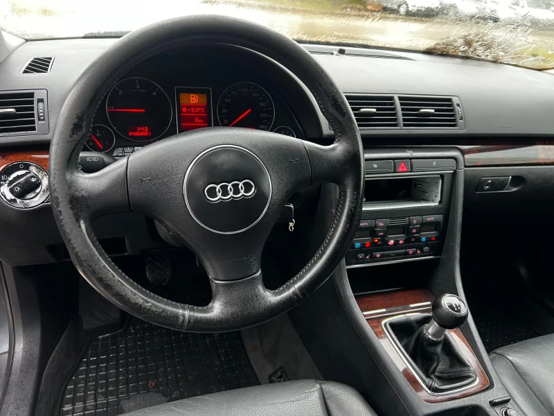Audi A4 1.9TDI 101к.с * Xenon* Кожа* , снимка 14 - Автомобили и джипове - 52906855