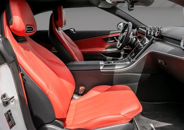 Mercedes-Benz CLE 450 4Matic Cabrio = AMG Line = Premium Гаранция - изображение 7