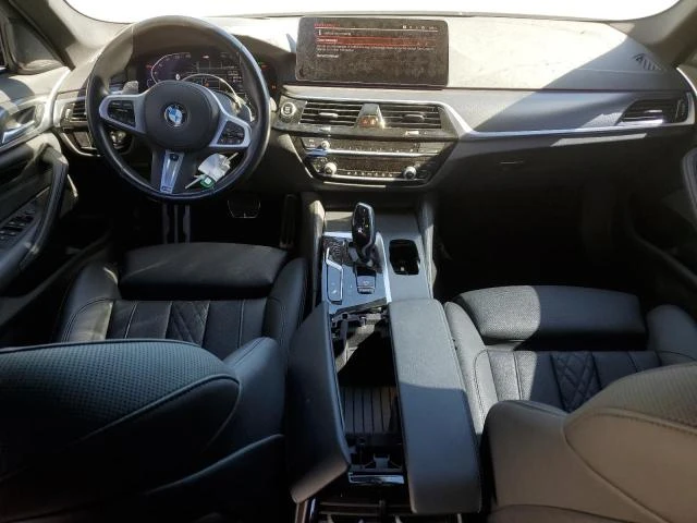 BMW 540 540 XI* Digital* Кожа* Подгрев* Keyless* Blind spo, снимка 8 - Автомобили и джипове - 53076147