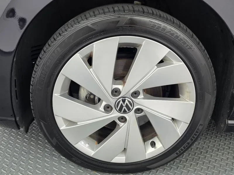 VW Golf 2.0 Tdi Premium, снимка 5 - Автомобили и джипове - 55735002