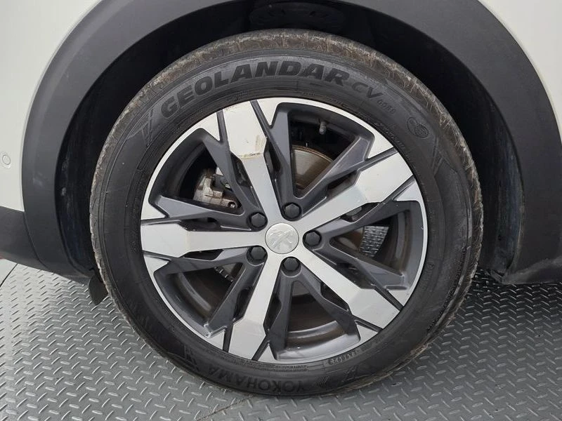 Peugeot 3008 1.5 Automatic, снимка 5 - Автомобили и джипове - 55944273