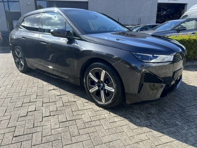 BMW iX 40 xDrive  | Mobile.bg � ����������� 1