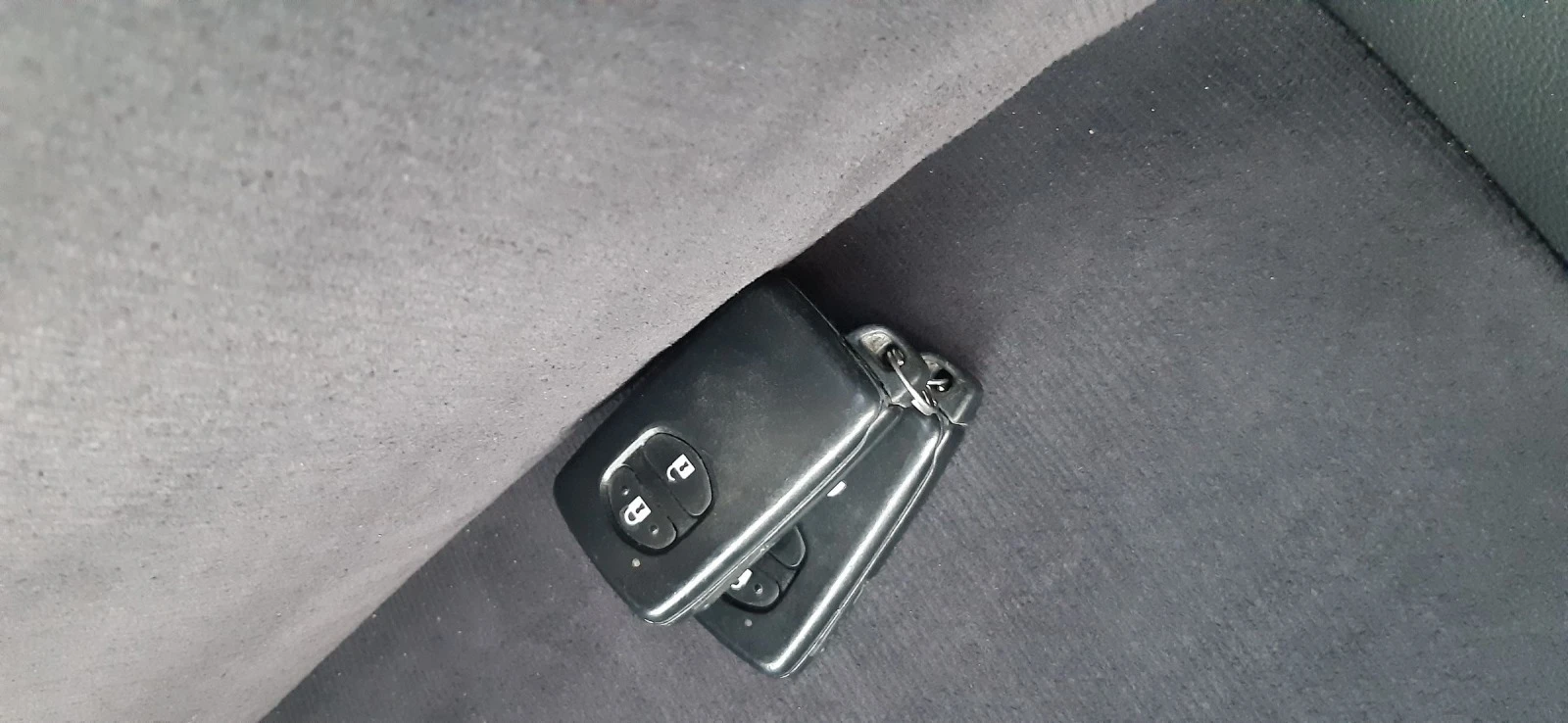 Toyota Prius .  . ...  !!! | Mobile.bg   16