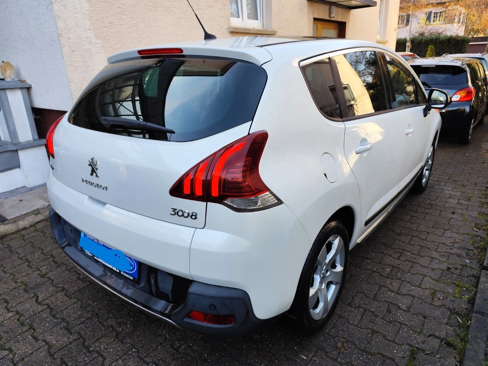 Peugeot 3008 2.0 HDi - изображение 2