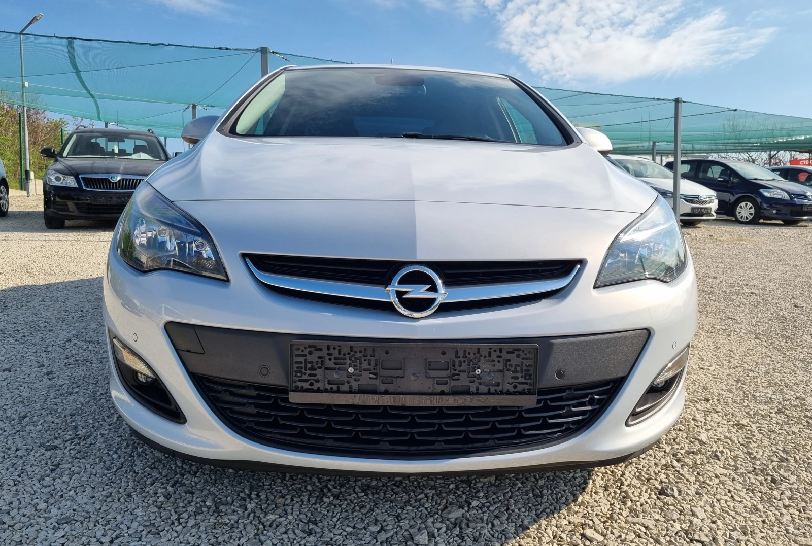 Opel Astra 1.6i 170k.c Facelift Cosmo Швейцария - изображение 2