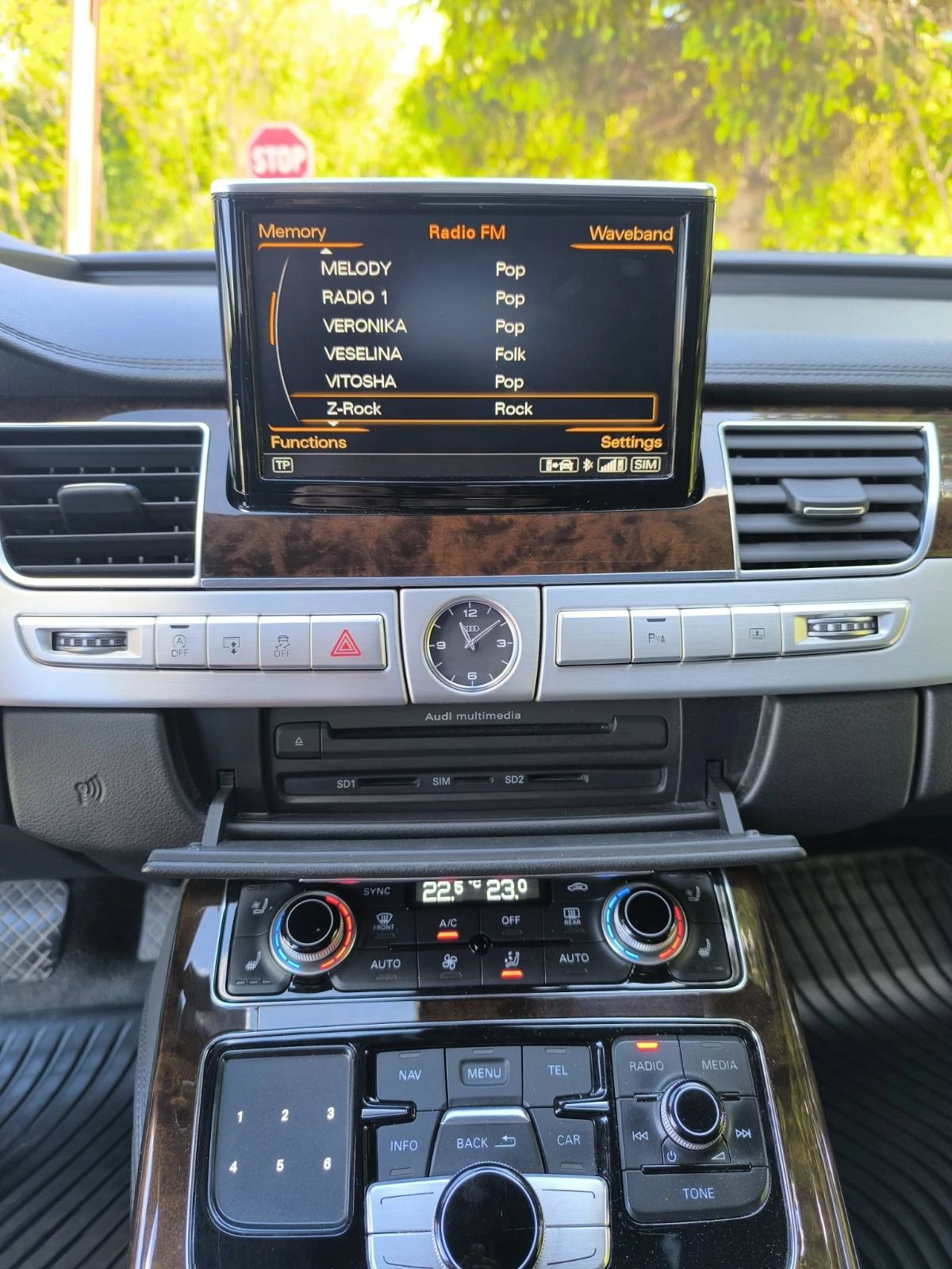 Audi A8  - изображение 2