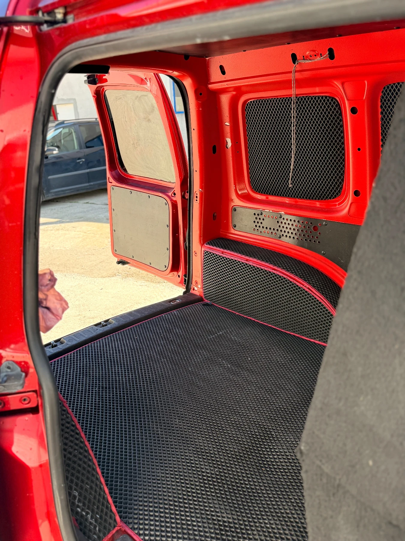 VW Caddy  - изображение 5