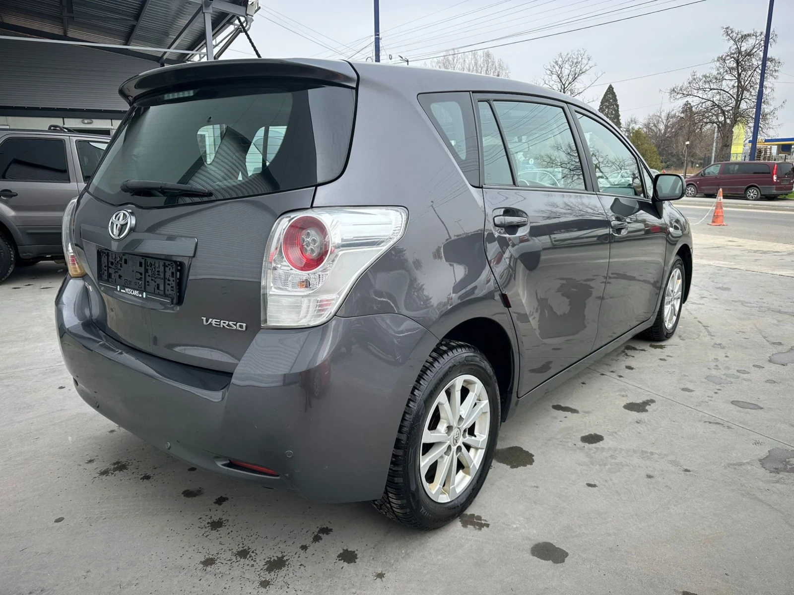 Toyota Verso, снимка 4 - Автомобили и джипове - 52174451