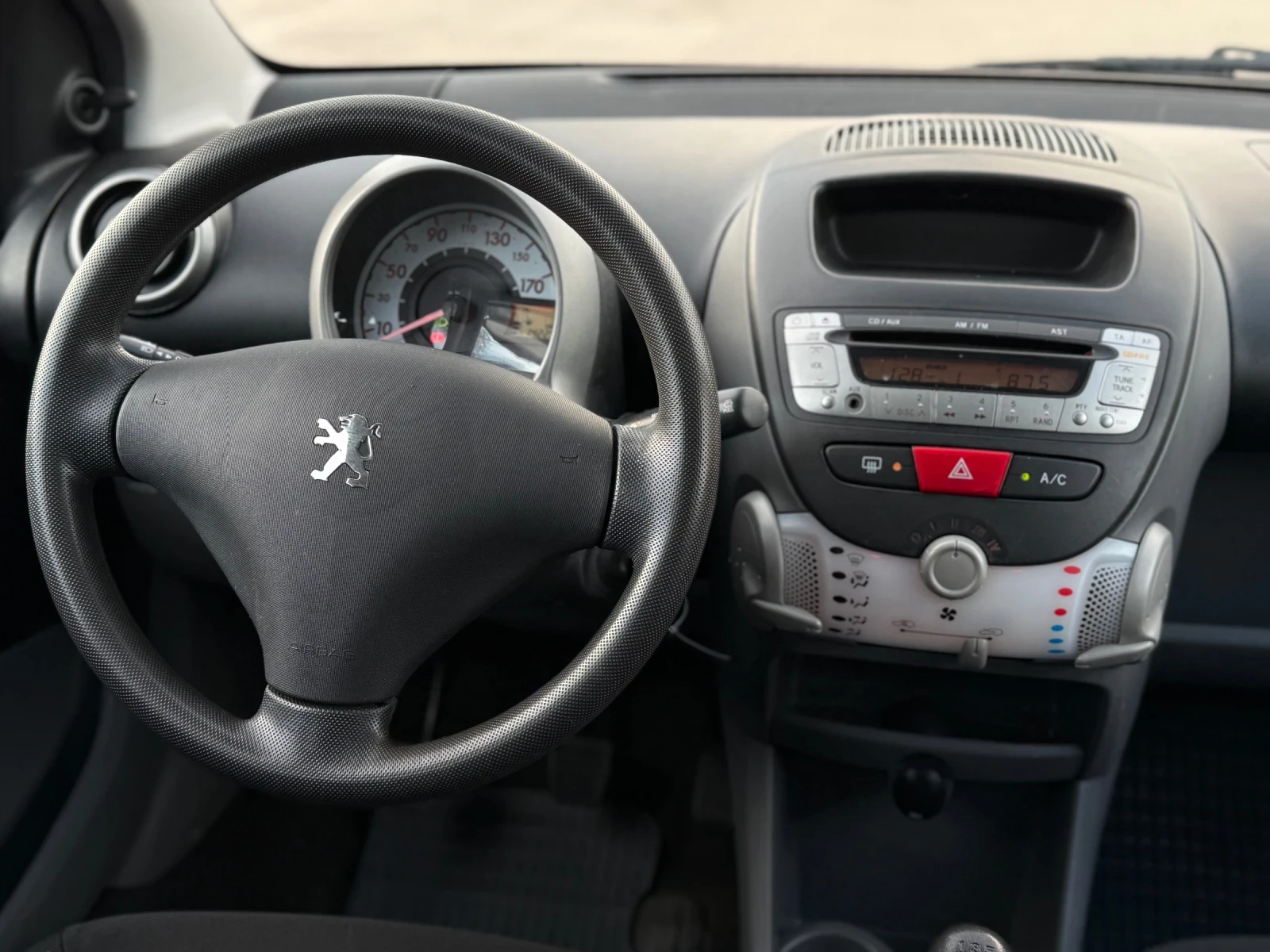 Peugeot 107 Face* KLIMA* TOP - изображение 9