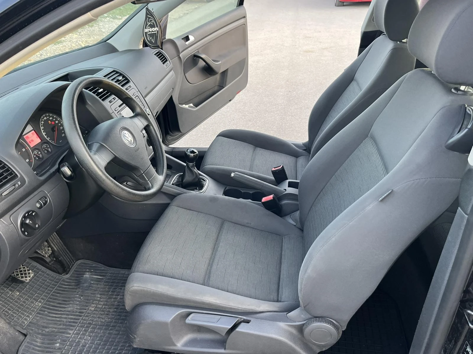 VW Golf 2.0SDI 75кс 116 000км КЛИМАТИК, снимка 8 - Автомобили и джипове - 53598070