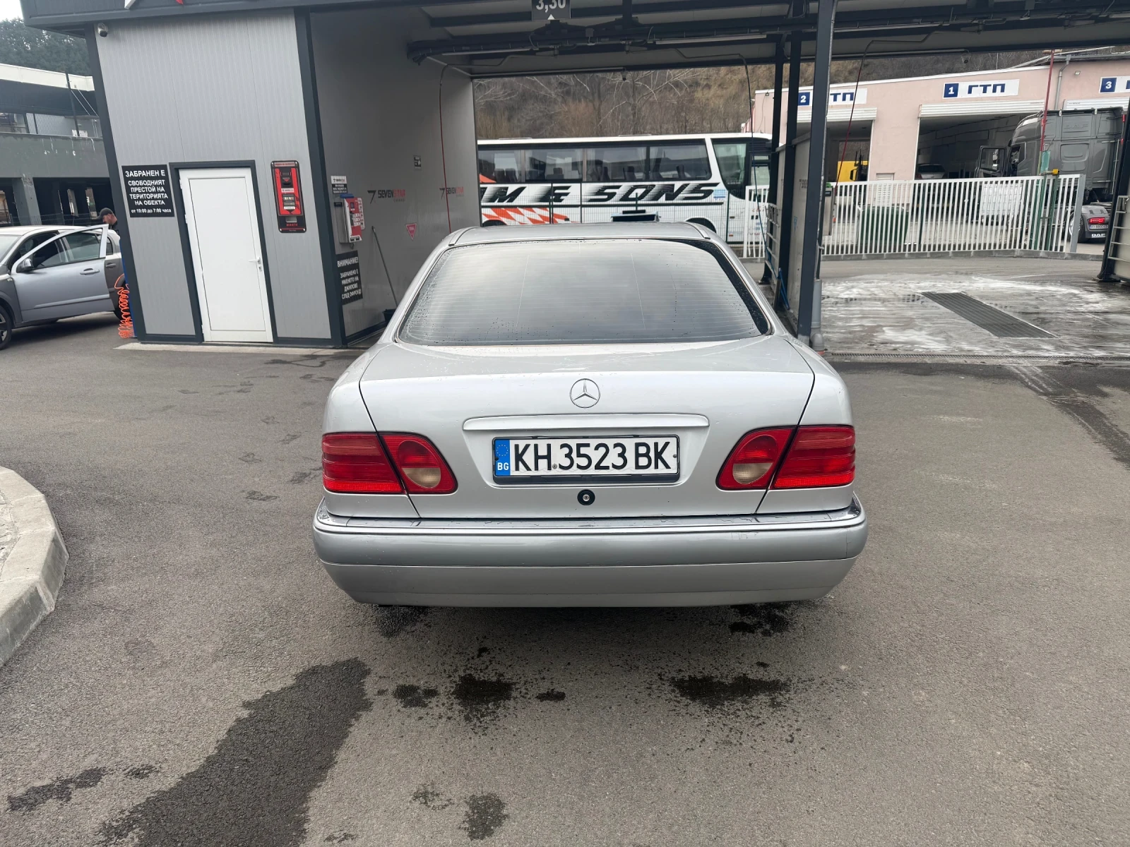 Mercedes-Benz E 290 E290 TD, снимка 4 - Автомобили и джипове - 53713057