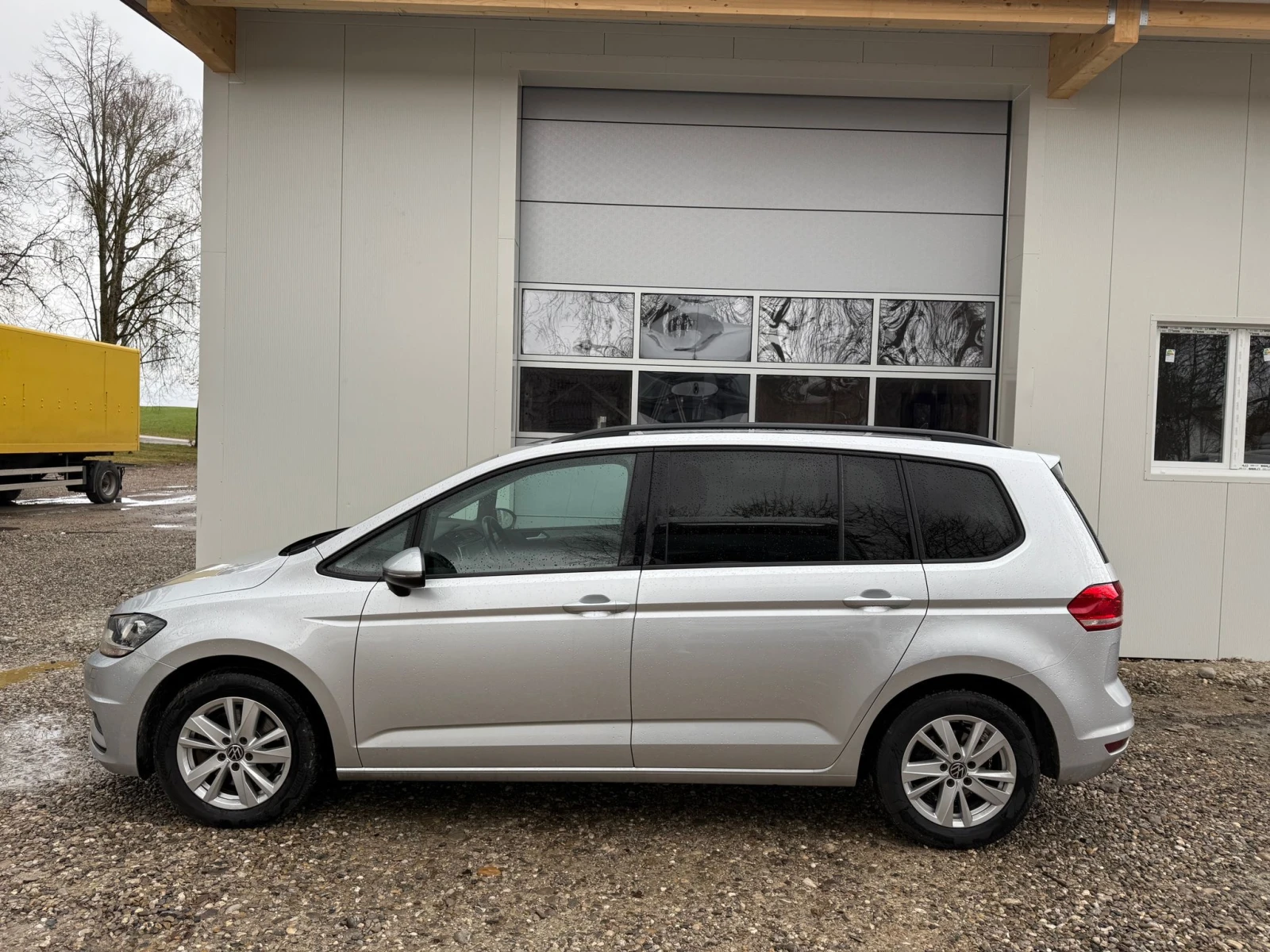 VW Touran, снимка 4 - Автомобили и джипове - 53816462