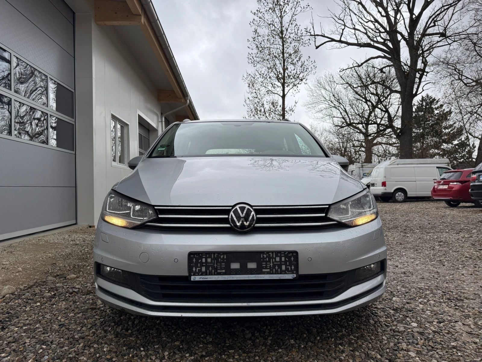 VW Touran, снимка 2 - Автомобили и джипове - 53816462