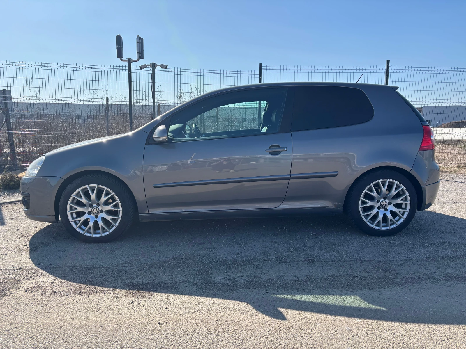 VW Golf 2TDI 140к.с. 4Motion, снимка 2 - Автомобили и джипове - 53839506