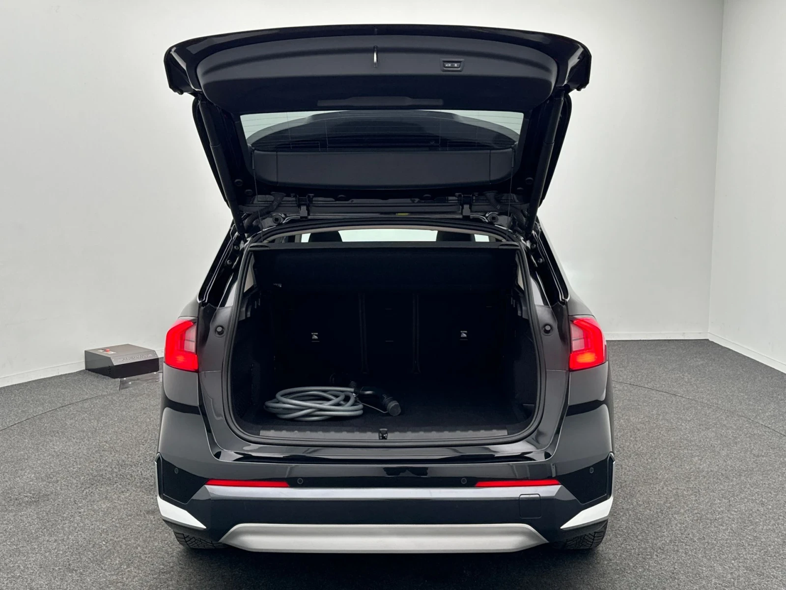 BMW iX1 xDrive 30 | Mobile.bg � ����������� 5