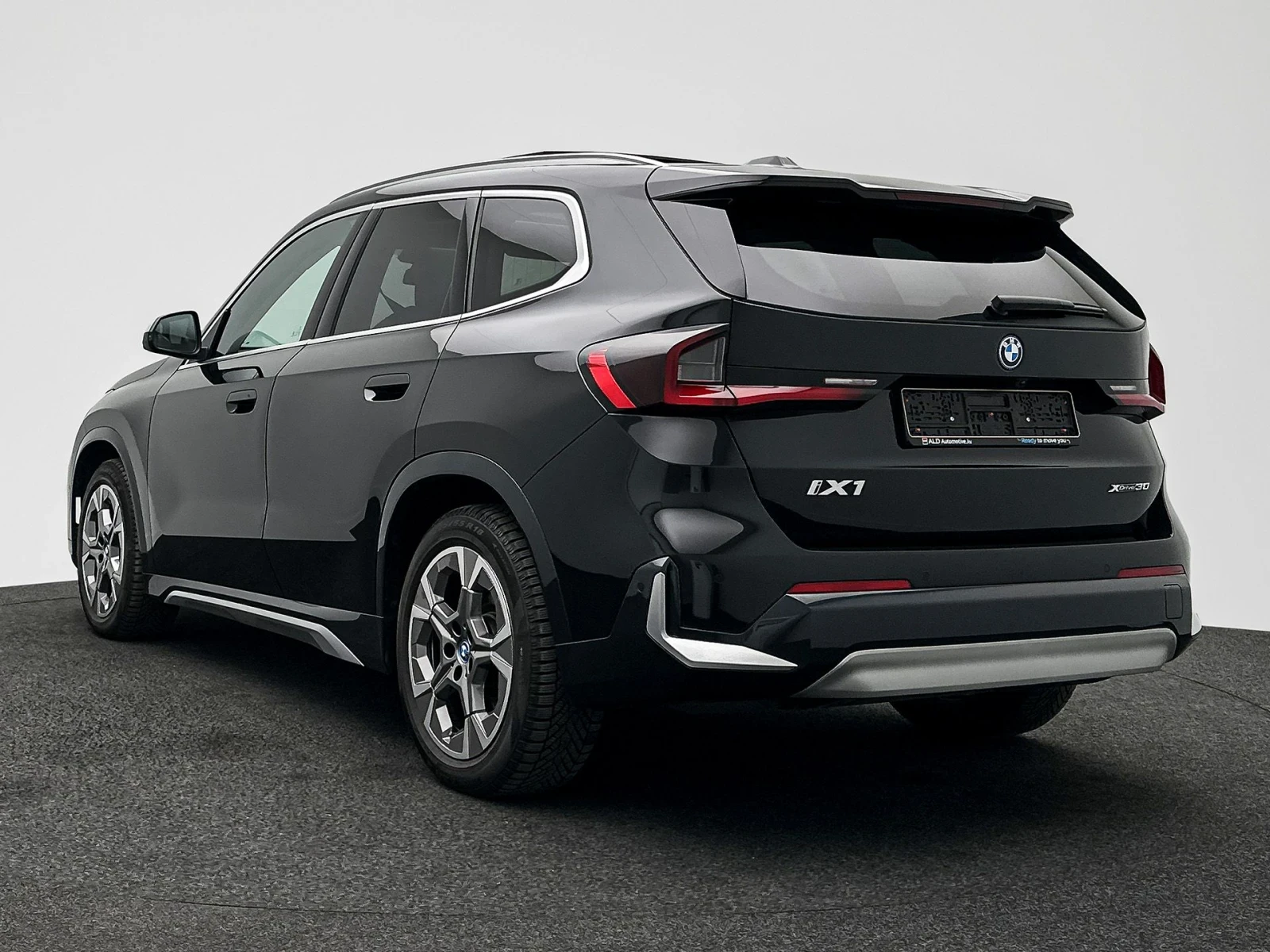 BMW iX1 xDrive 30 | Mobile.bg � ����������� 7