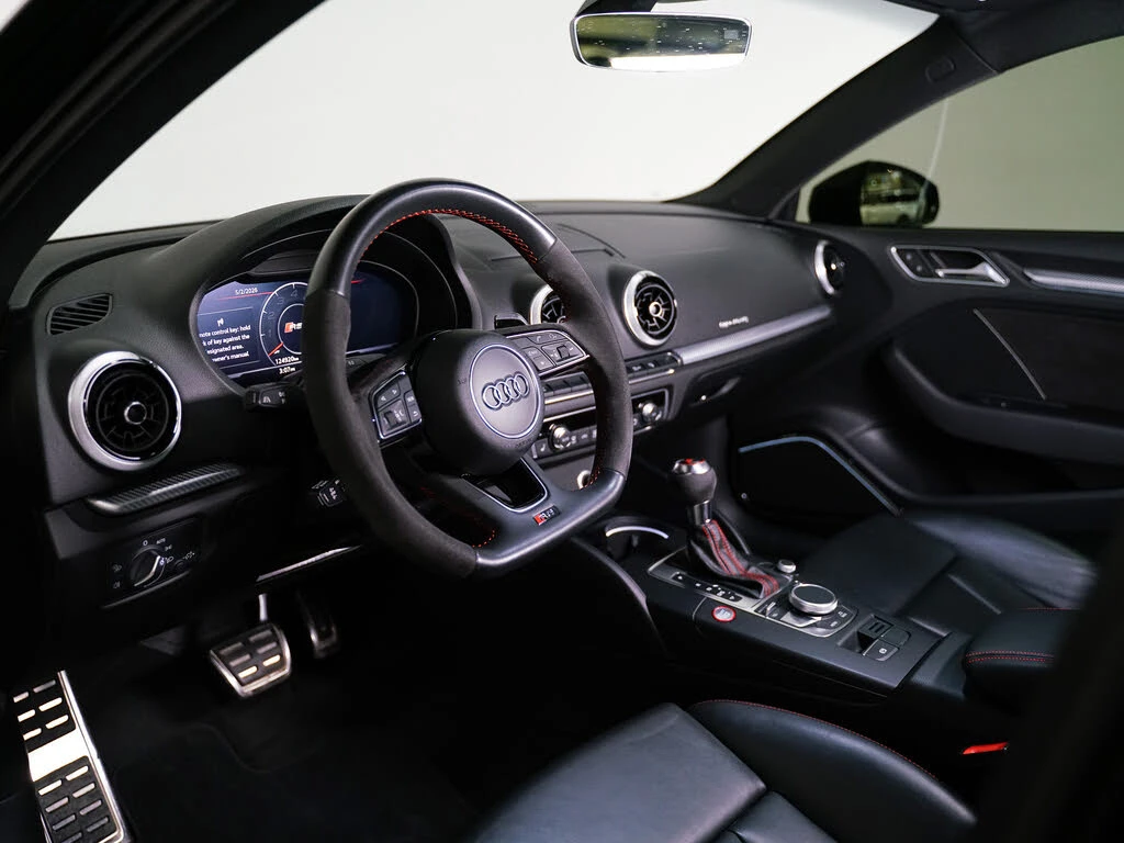 Audi Rs3 2.5 TFSI quattro, снимка 9 - Автомобили и джипове - 54551824