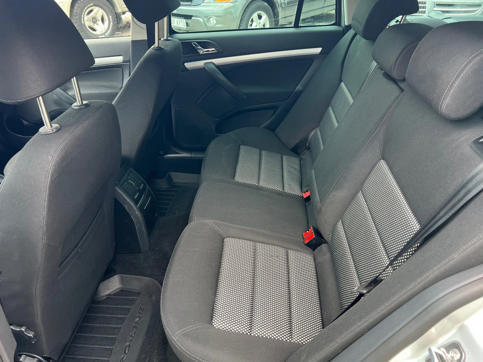 Skoda Octavia Scout 2.0TDI* 4х4* ШВЕЙЦАРИЯ* , снимка 10 - Автомобили и джипове - 55001425