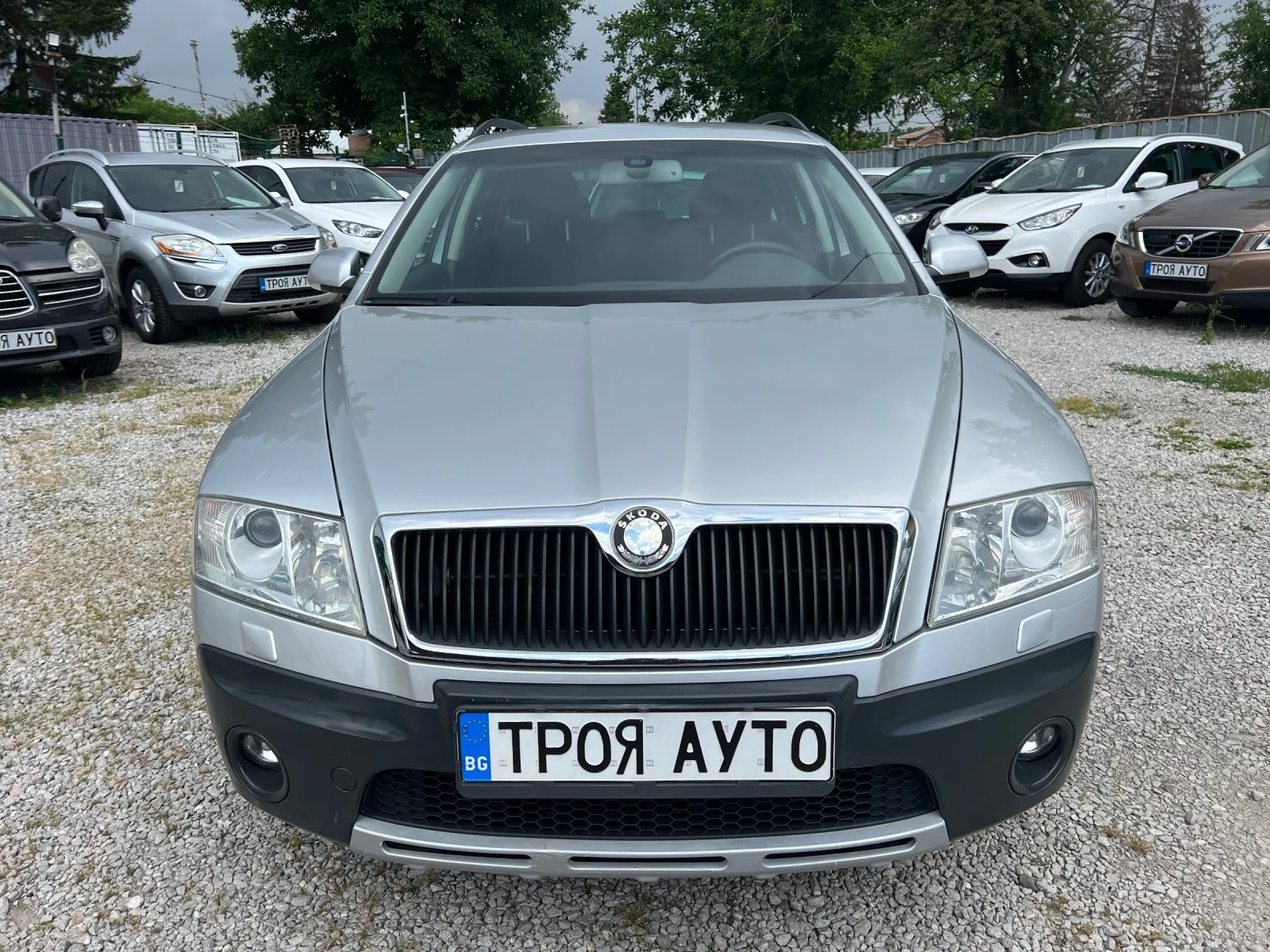 Skoda Octavia Scout 2.0TDI* 4х4* ШВЕЙЦАРИЯ* , снимка 2 - Автомобили и джипове - 55001425