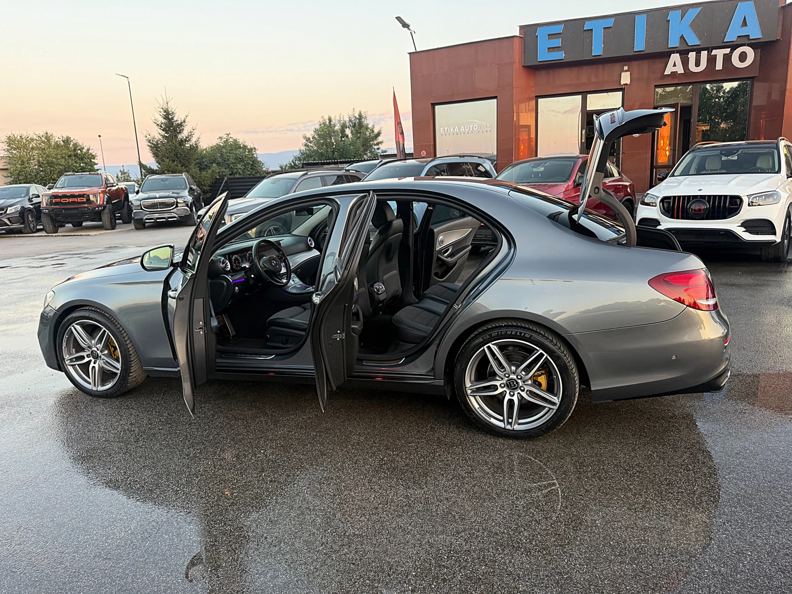 Mercedes-Benz E 220 BRABUS OPTIK-HEAD UP-KAMERA-AMBIENT-SPORT-GERMANIA, снимка 14 - Автомобили и джипове - 55534509