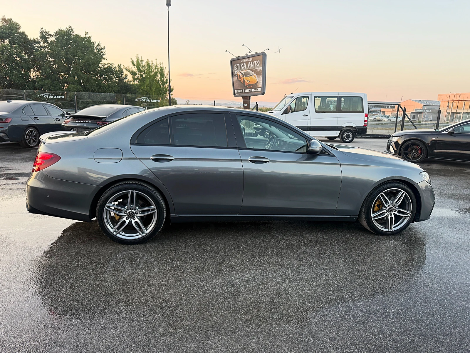 Mercedes-Benz E 220 BRABUS OPTIK-HEAD UP-KAMERA-AMBIENT-SPORT-GERMANIA, снимка 7 - Автомобили и джипове - 55534509