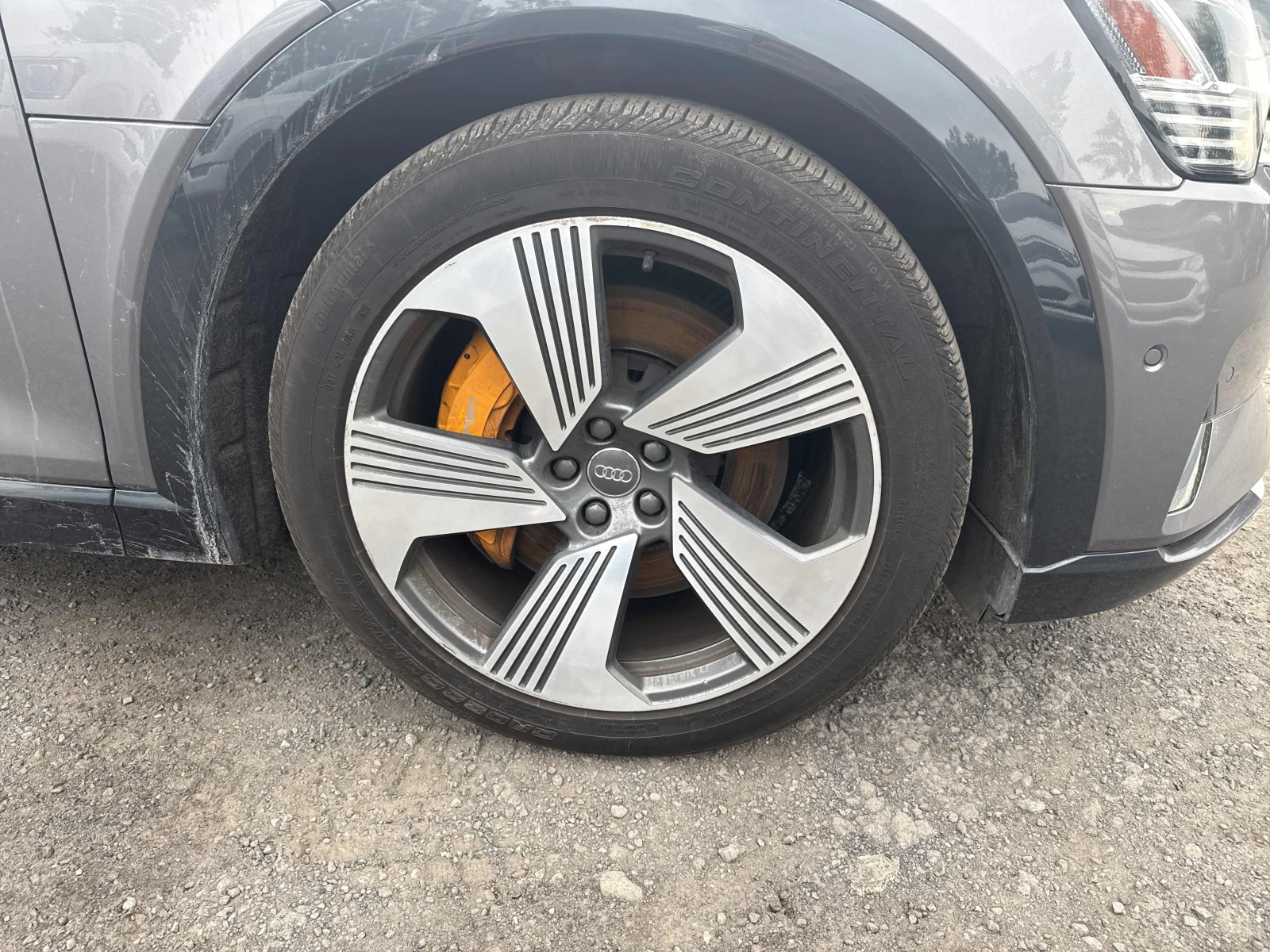 Audi E-Tron Technik / 360 / HUD / ��������� / B&O / Carfax | Mobile.bg � ����������� 7