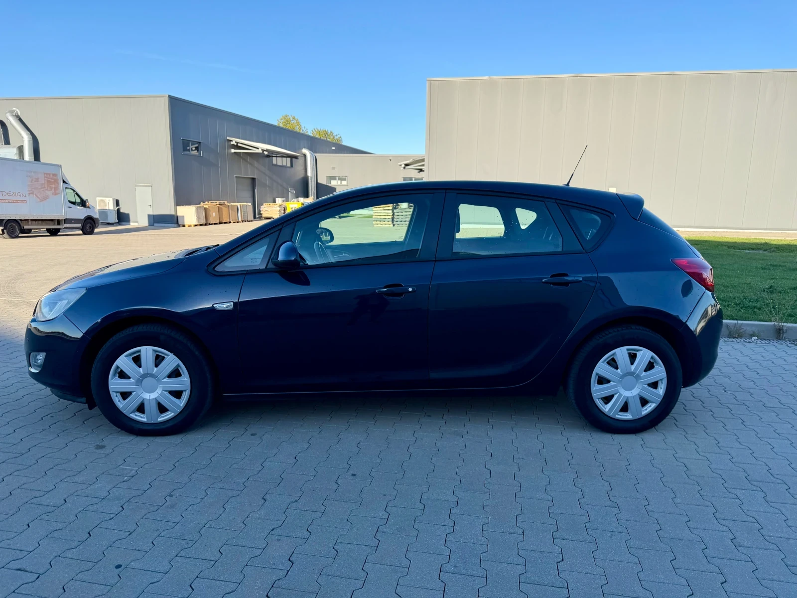 Opel Astra, снимка 8 - Автомобили и джипове - 56346709