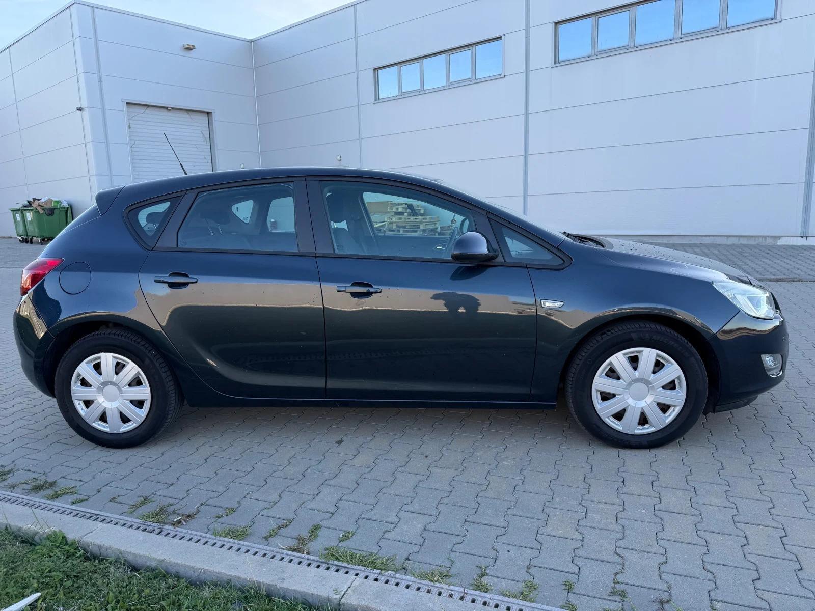 Opel Astra, снимка 6 - Автомобили и джипове - 56346709