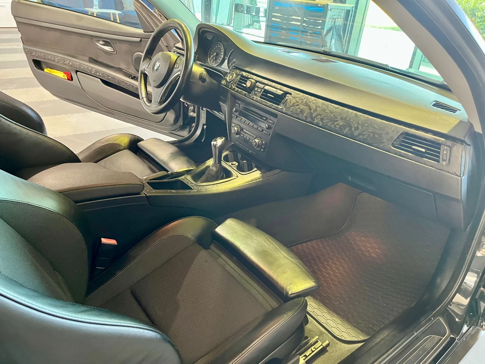 BMW 320 D, снимка 10 - Автомобили и джипове - 56569913