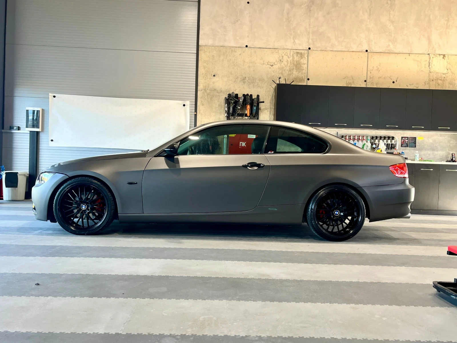BMW 320 D, снимка 3 - Автомобили и джипове - 56569913