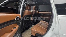 Jeep Grand cherokee 2020* SUMMIT* HARMAN* DISTRONIK* 8ZF* PANO* ОБДУХ*, снимка 15