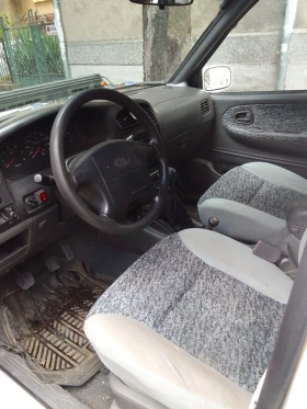 Kia Sportage 2.0, снимка 9