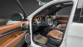 Jeep Grand cherokee 2020* SUMMIT* HARMAN* DISTRONIK* 8ZF* PANO* ОБДУХ* | Auto.bg — изображение 9