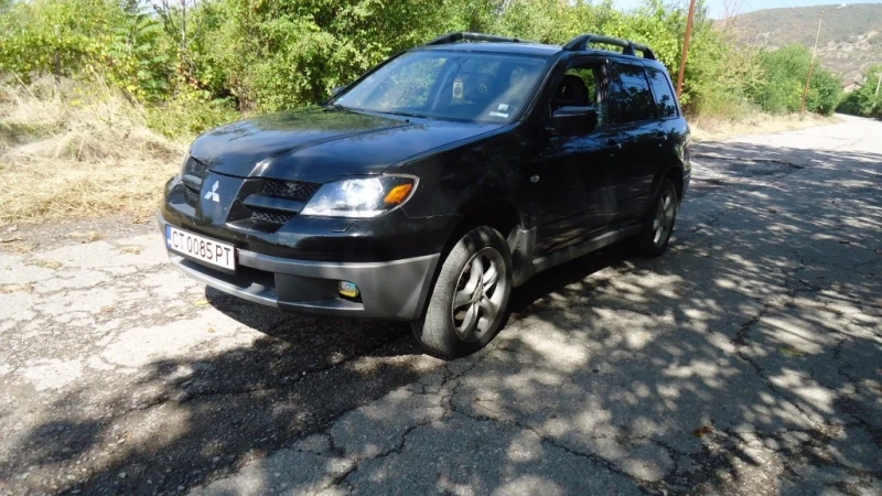 Mitsubishi Outlander 2.0, снимка 4 - Автомобили и джипове - 47221384