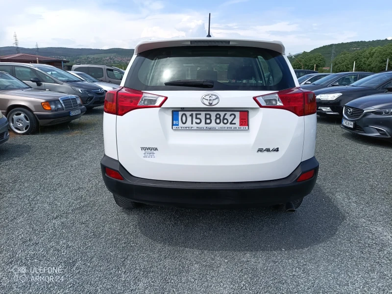 Toyota Rav4 D4d , снимка 7 - Автомобили и джипове - 50790478