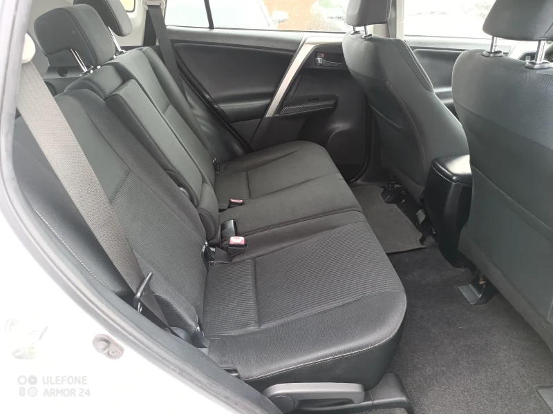 Toyota Rav4 D4d , снимка 10 - Автомобили и джипове - 50790478