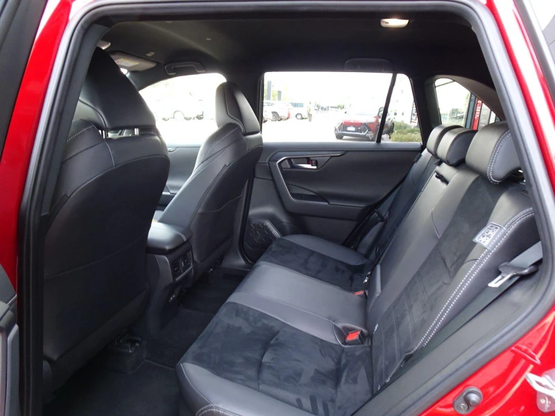 Toyota Rav4 2.5 HEV GR SPORT  4x4 | 360камера  | TOP  НАЛИЧНА, снимка 16 - Автомобили и джипове - 52603984