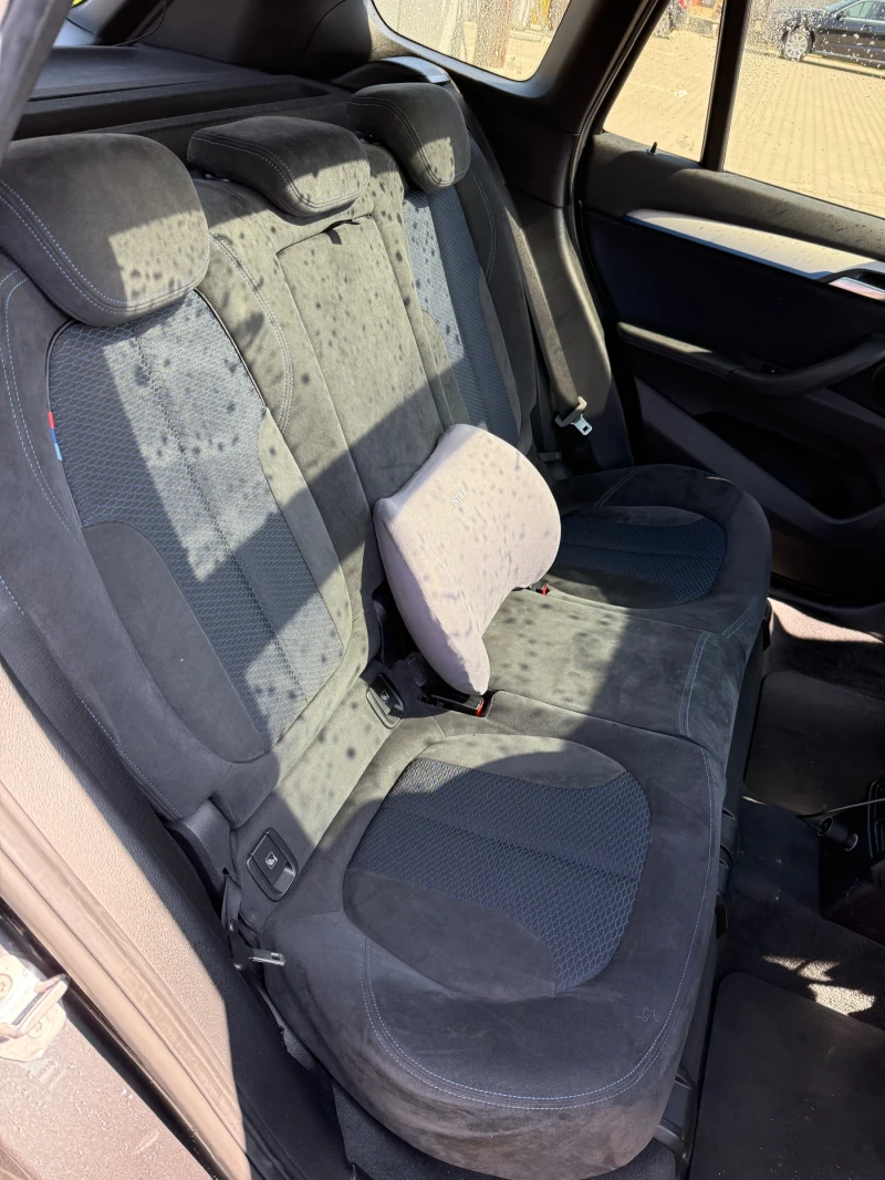 BMW X1 xDrive 2.0D M Pack HUD, снимка 11 - Автомобили и джипове - 52945657